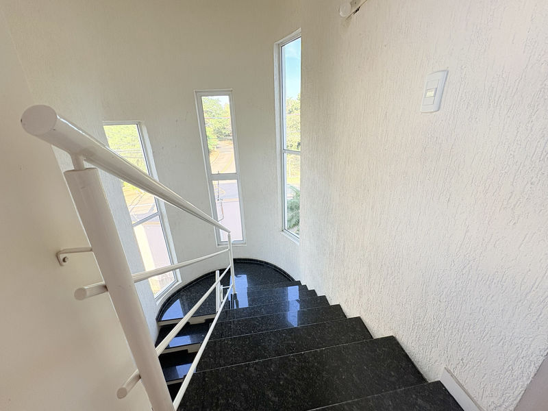 Sala superior — casa à venda no Nova Suíça, Valinhos/SP (foto 3)